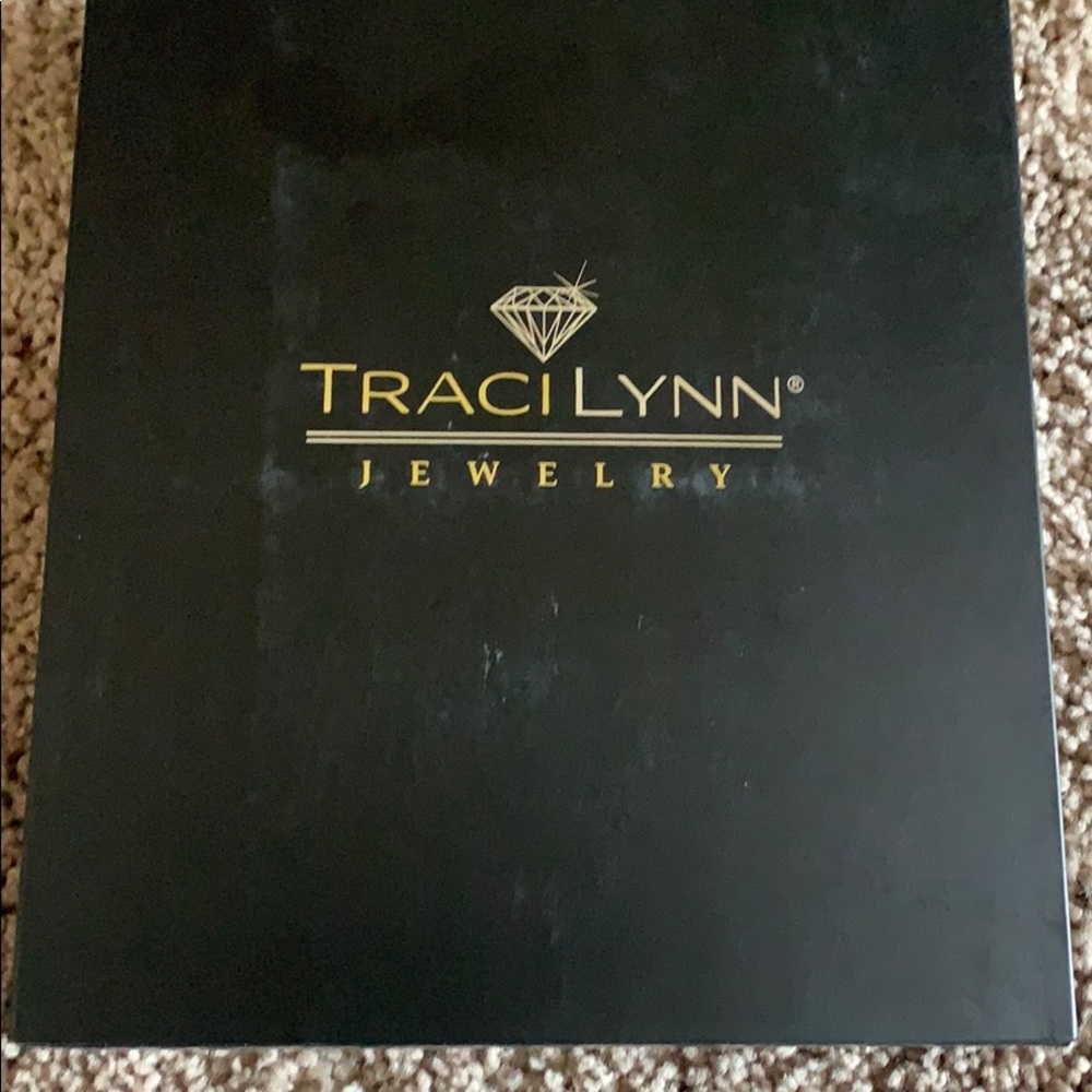 necklace and earring set